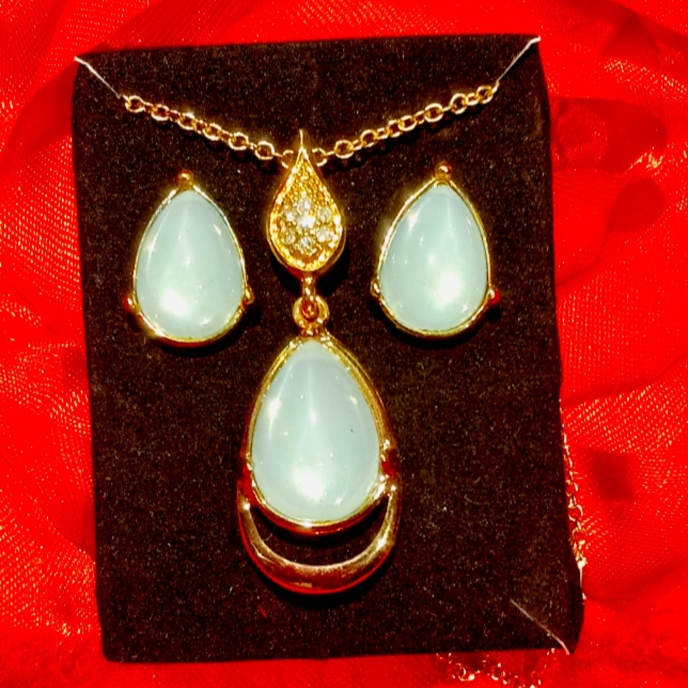Necklace and earrings